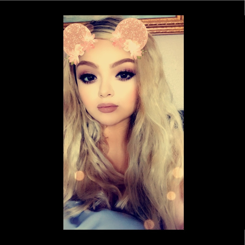 Meet your Posher, Stephanie